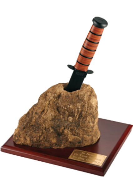 Picture of Small Excalibur Display for 5 Inch Knives - KA-BAR®