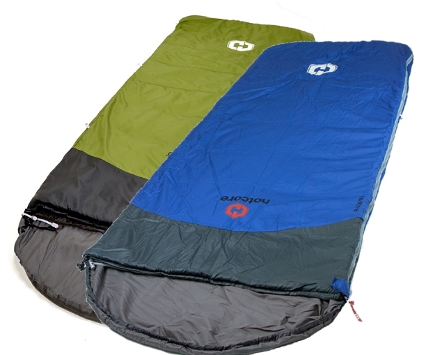  R-100 Rectangular 0° C Sleeping Bag by Hotcore® 