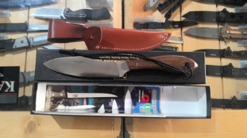 Show details for Grohmann R4SF - #4 | Rosewood | Stainless Steel | Regular Button Tab Picture of Grohmann R4SF - #4 | Rosewood | Stainless Steel | Regular Button Tab