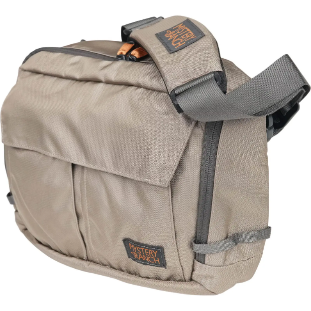 Picture of District 8 Shoulder Bag | Mystery Ranch®
